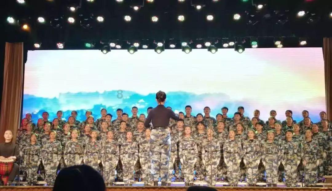 开封双创园：“刷年画 过大年”迎新市集火热开市
